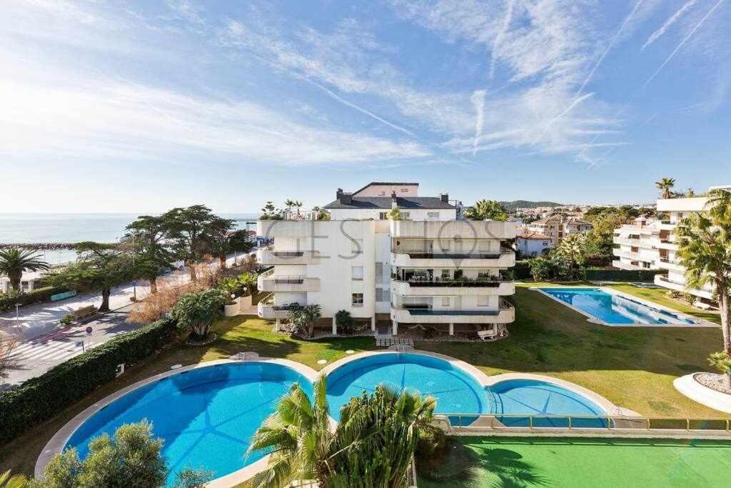 شقة Sitges Arena Dos Piscinas Frente Al Mar المظهر الخارجي الصورة